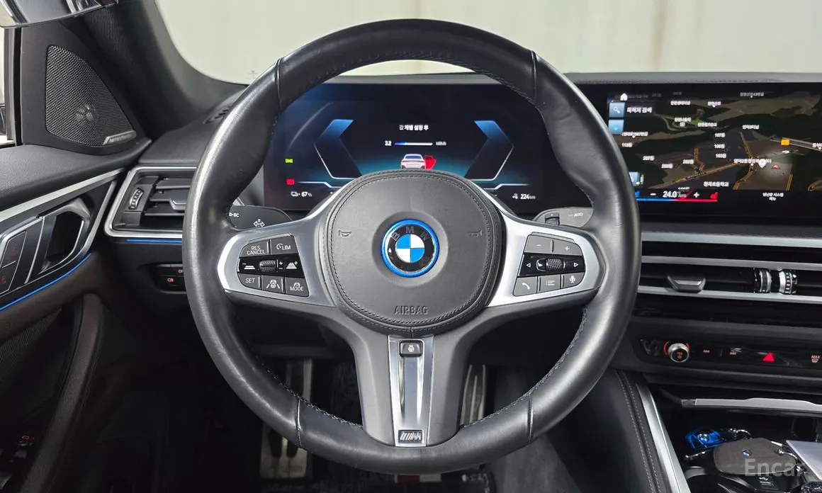 Фото 13 - BMW i4
