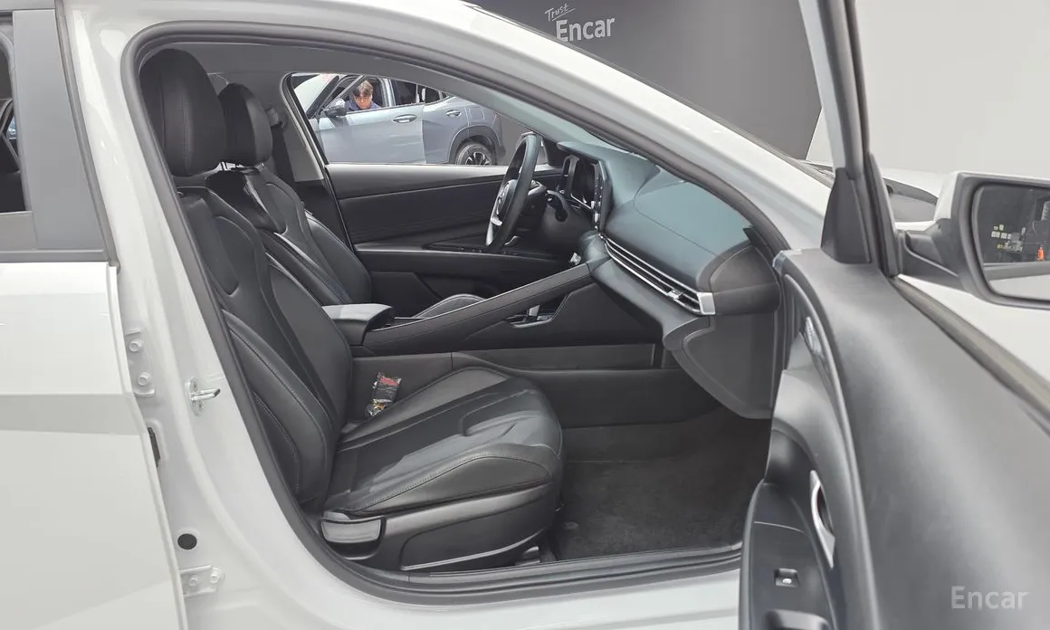 Фото 10 - Hyundai Avante