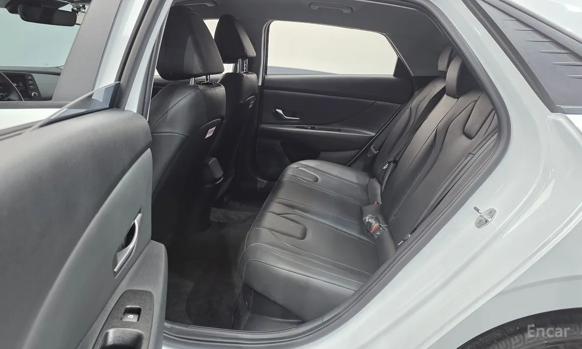 Фото 13 - Hyundai Avante