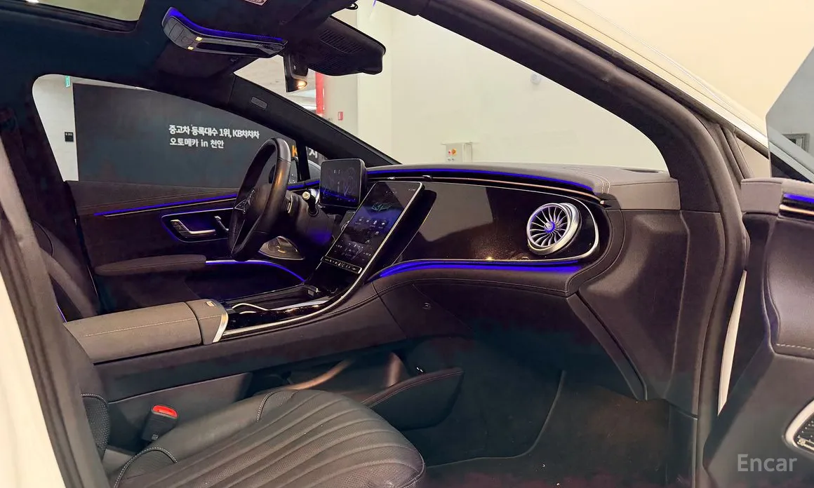 Фото 17 - Mercedes-Benz EQS