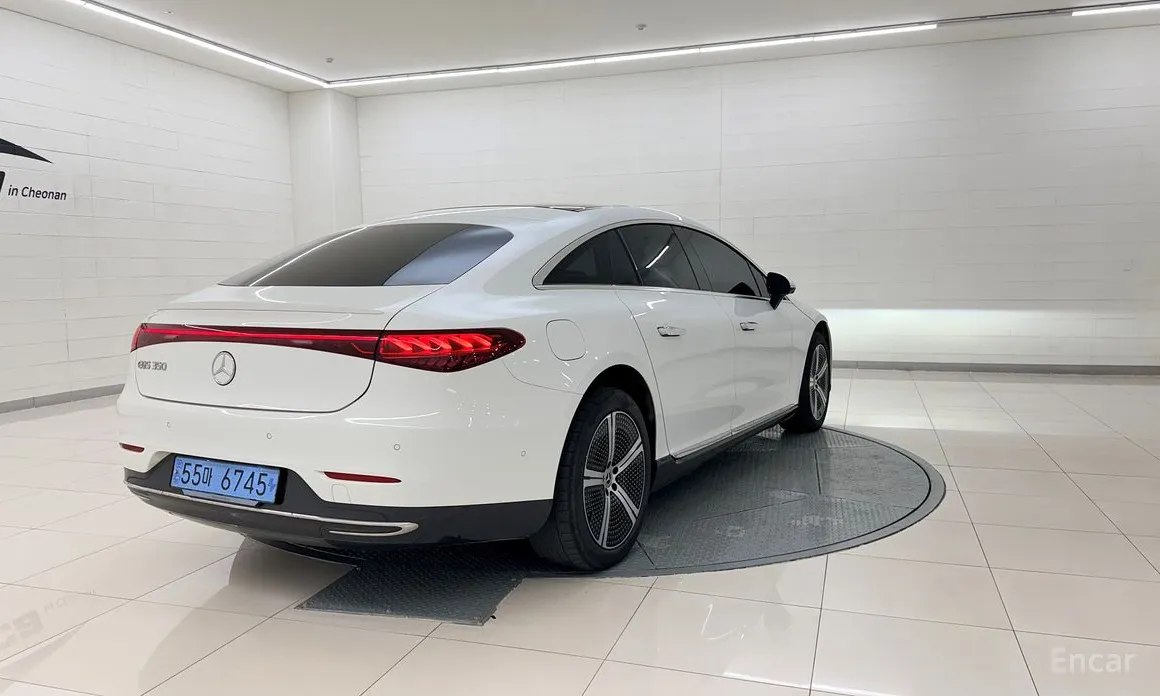 Фото 5 - Mercedes-Benz EQS