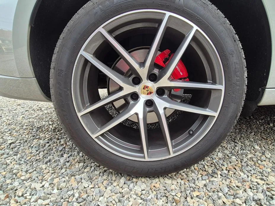 Фото 8 - Porsche Macan