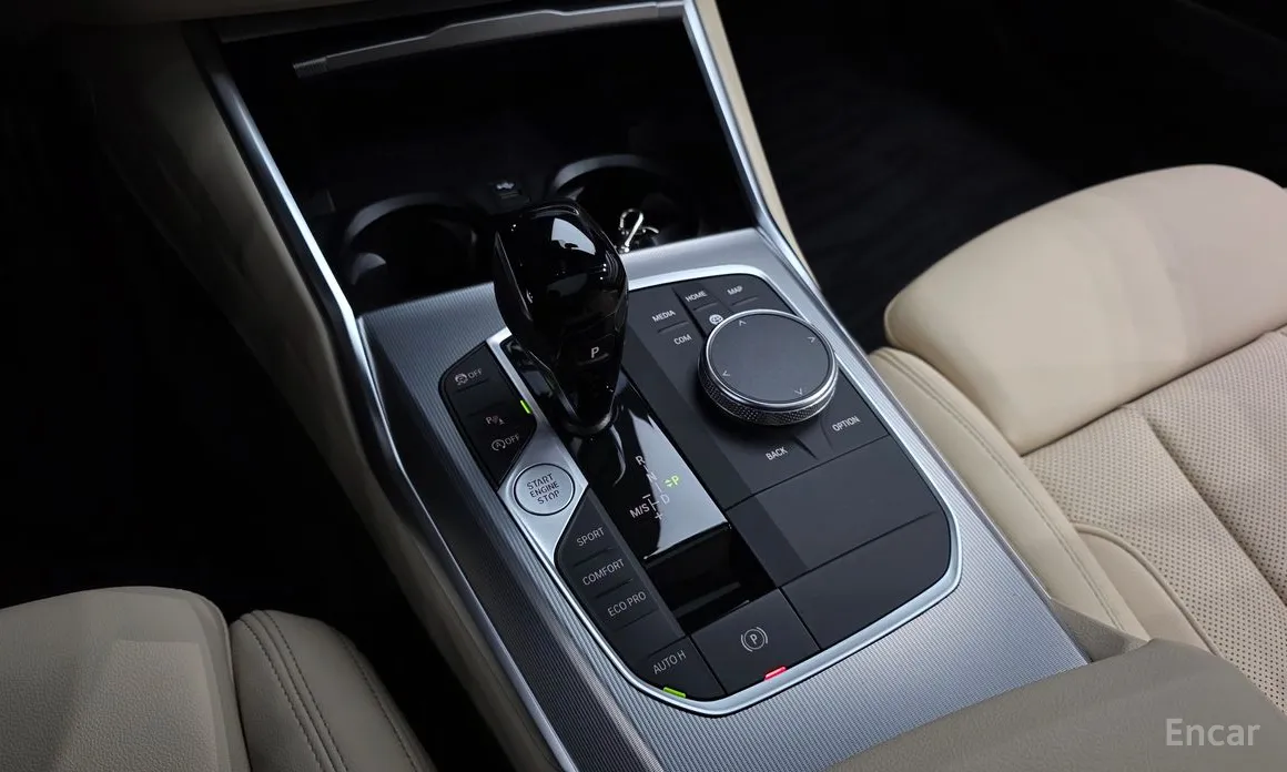 Photo 9 - BMW 3 Series