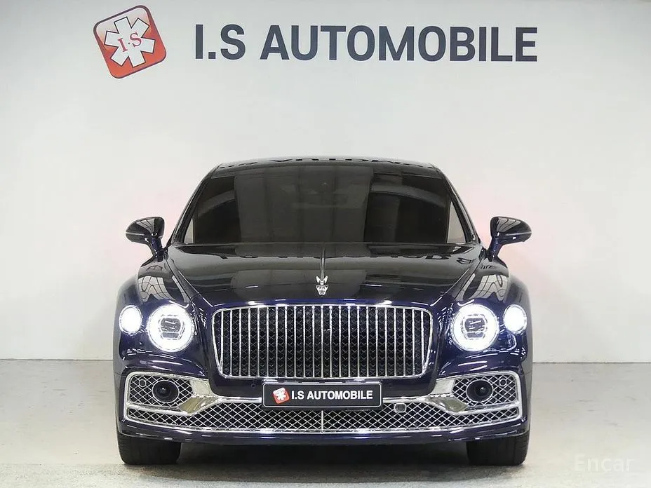 Фото 2 - Bentley Flying Spur