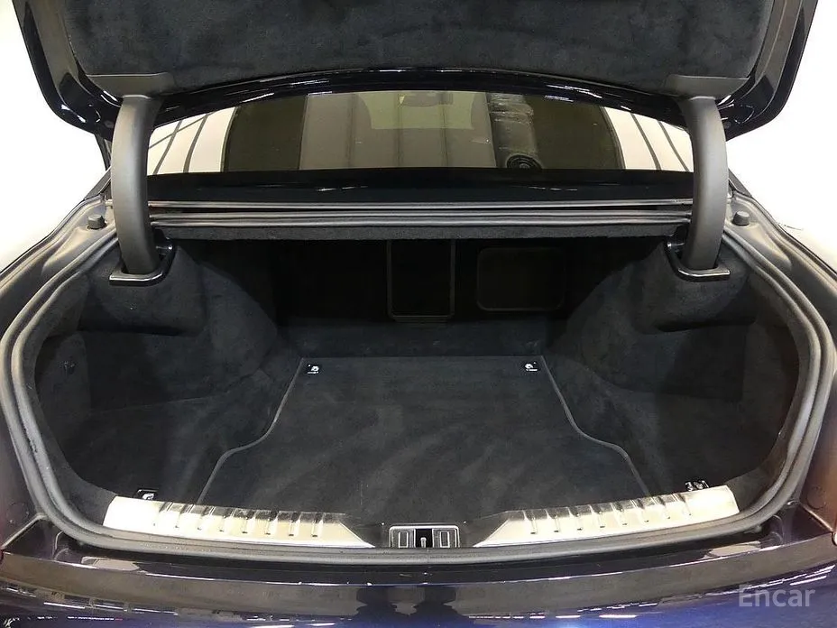 Фото 20 - Bentley Flying Spur