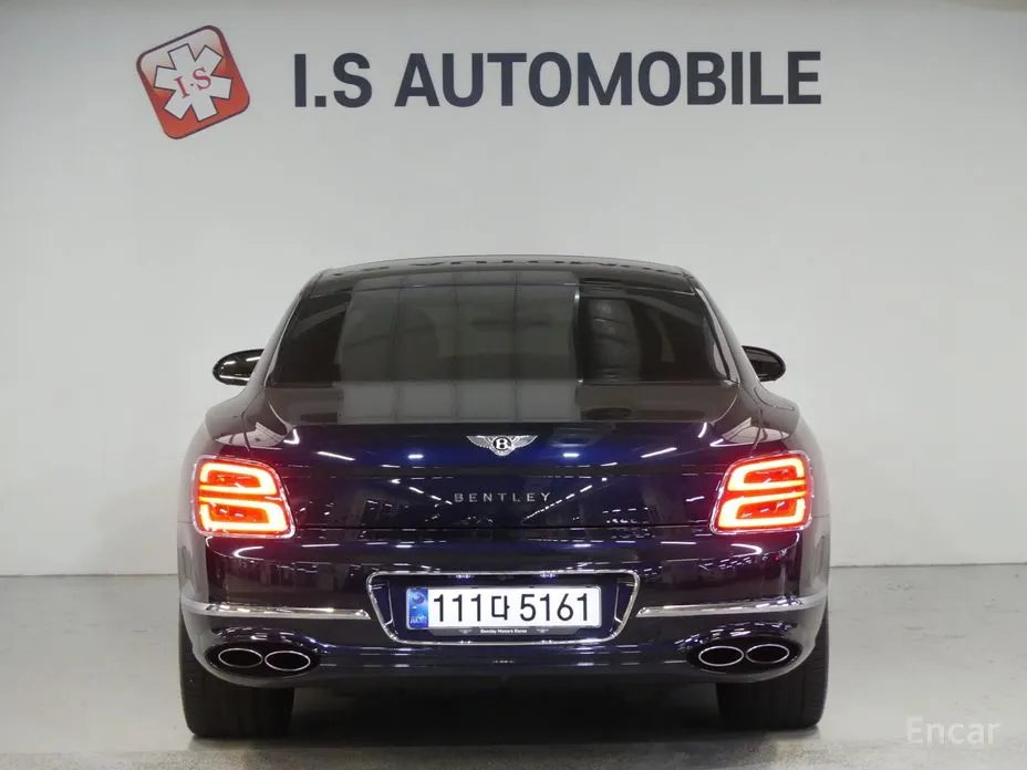 Фото 3 - Bentley Flying Spur