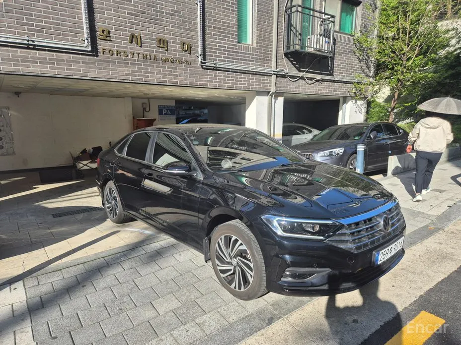 Photo 1 - Volkswagen Jetta