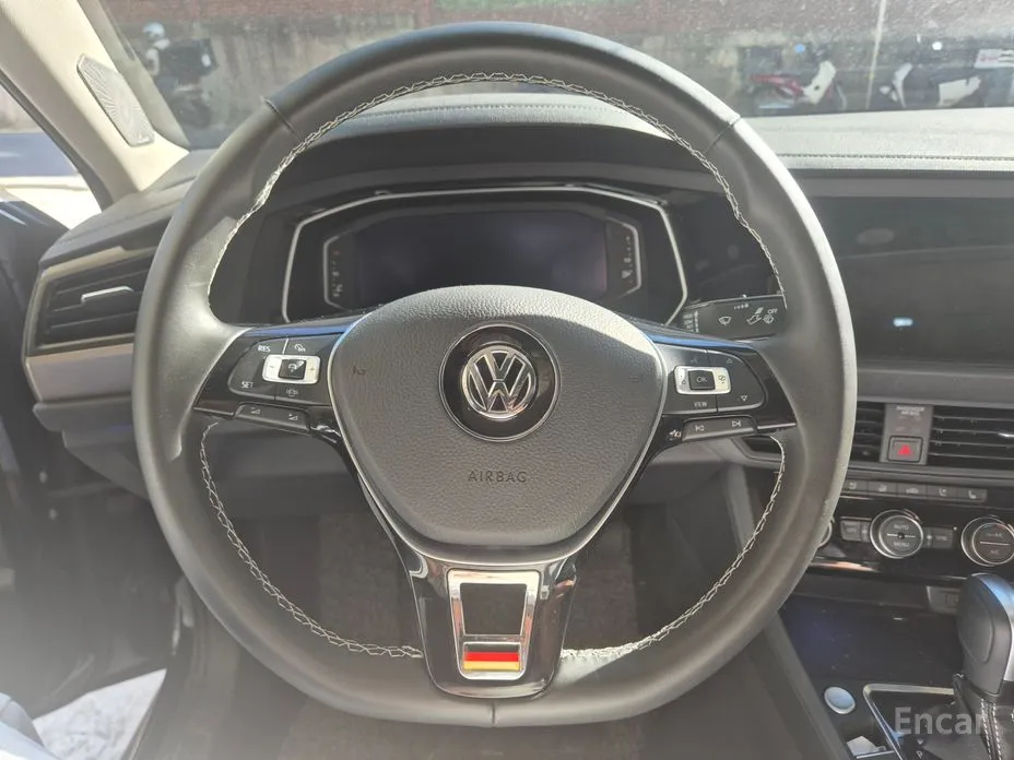 Photo 15 - Volkswagen Jetta