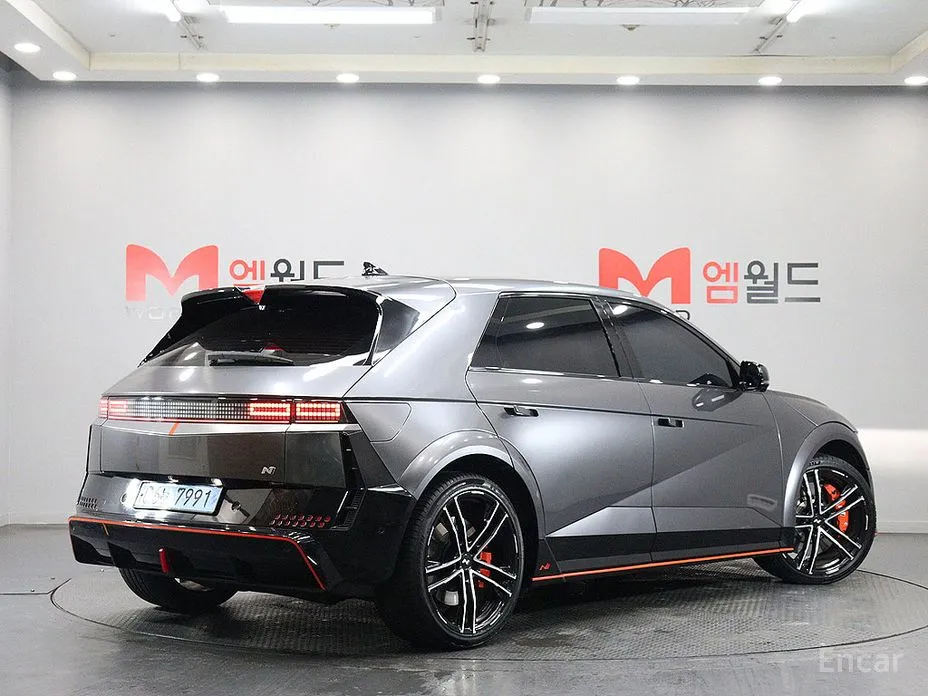 Фото 3 - Hyundai Ioniq 5