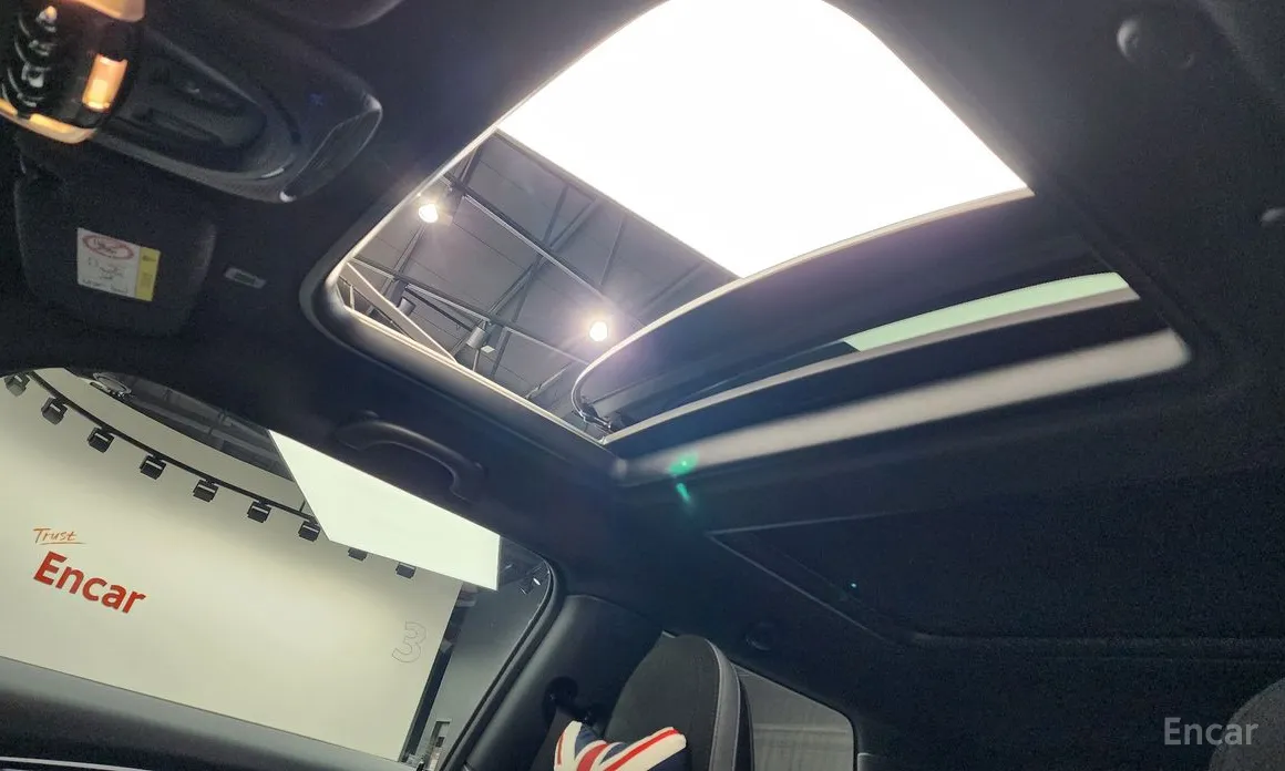 Фото 18 - Mini Cooper