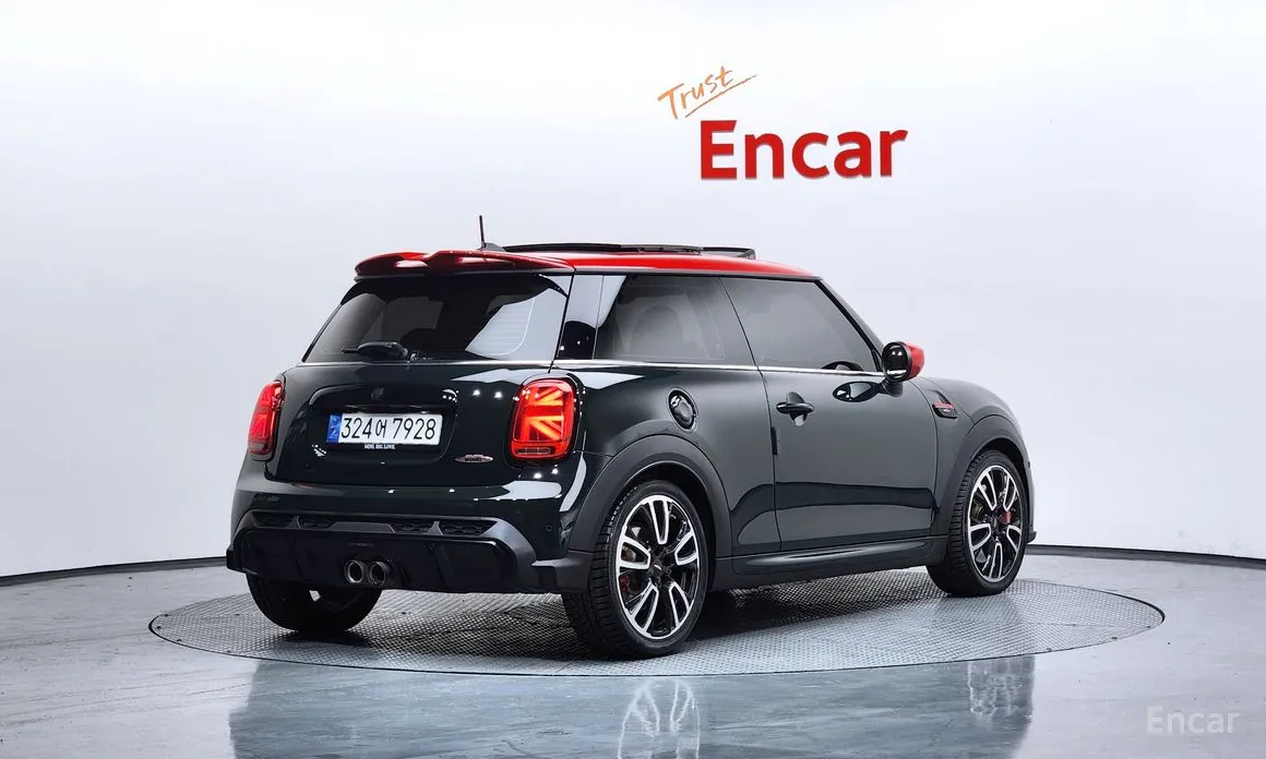 Фото 2 - Mini Cooper