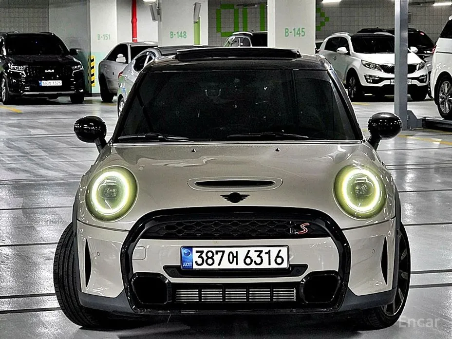 Фото 8 - Mini Cooper