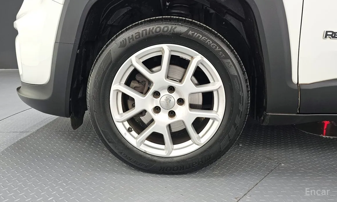 Фото 5 - Jeep Renegade