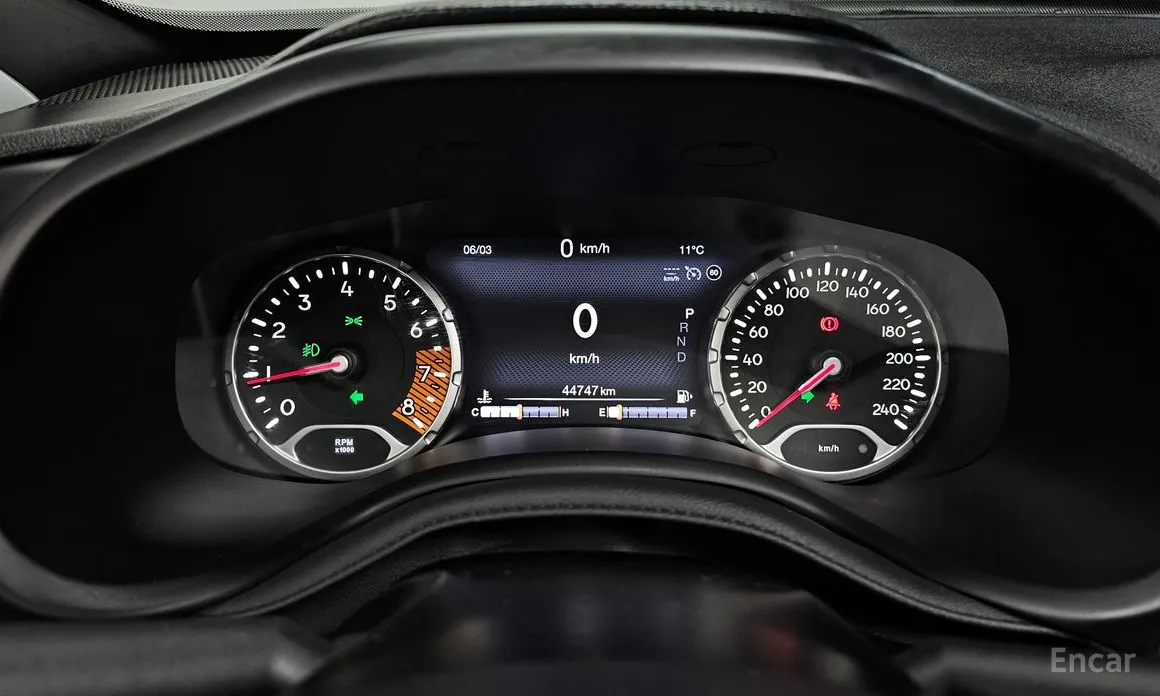 Фото 8 - Jeep Renegade