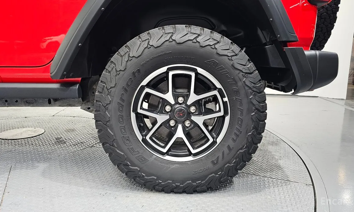 Фото 5 - Jeep Wrangler