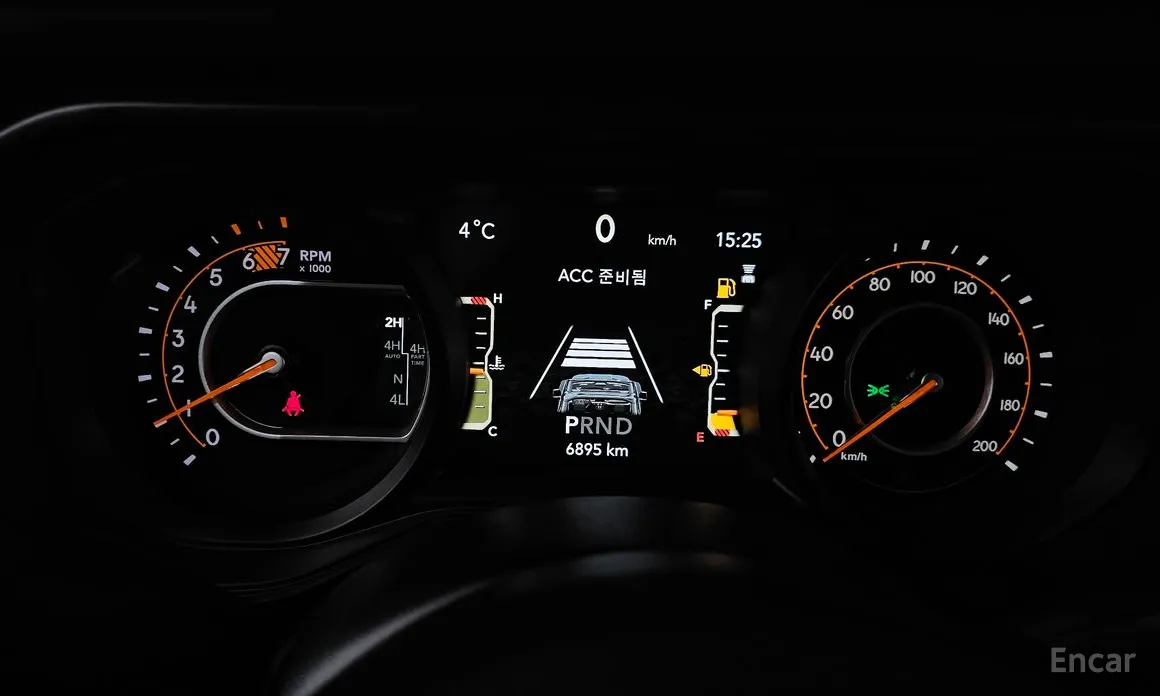 Фото 8 - Jeep Wrangler