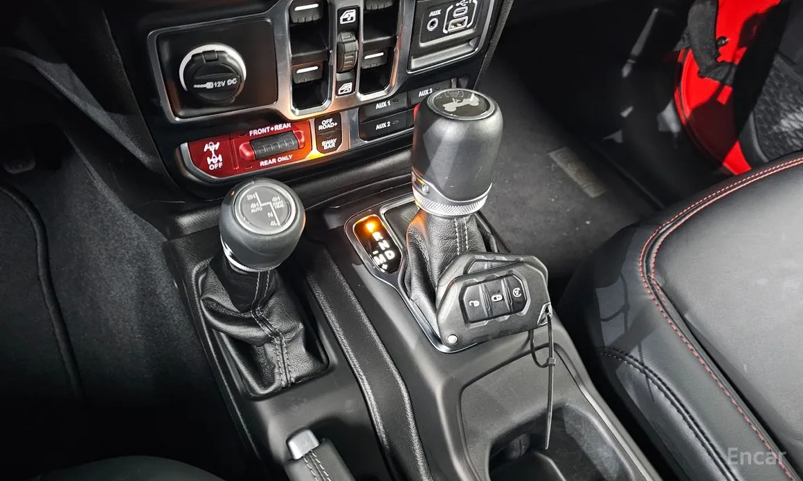 Фото 9 - Jeep Wrangler