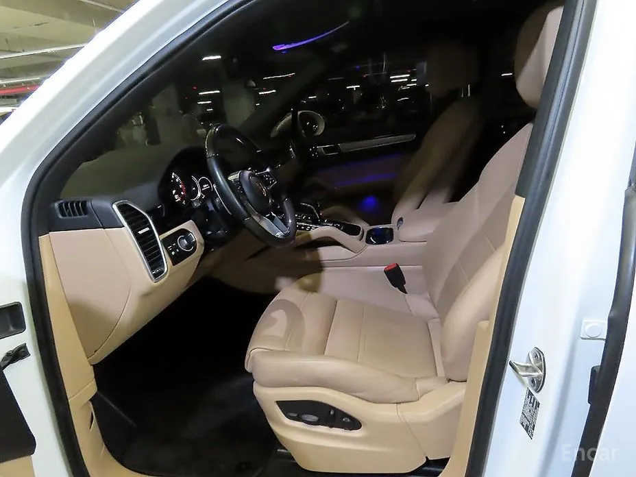 Фото 19 - Porsche Cayenne