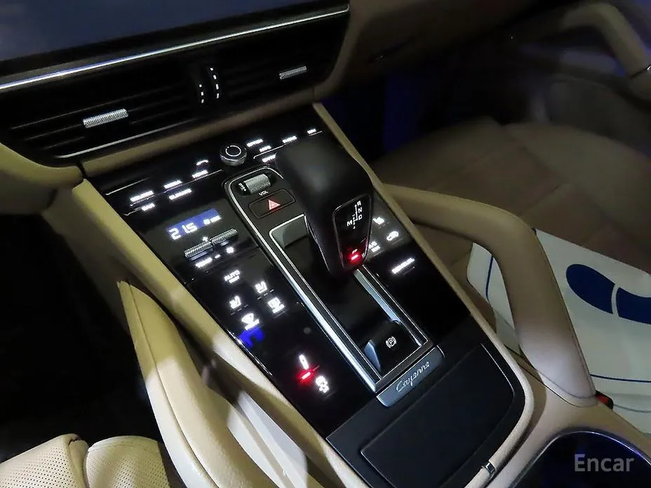 Фото 9 - Porsche Cayenne