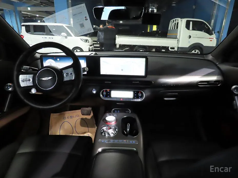 Фото 5 - Genesis GV60