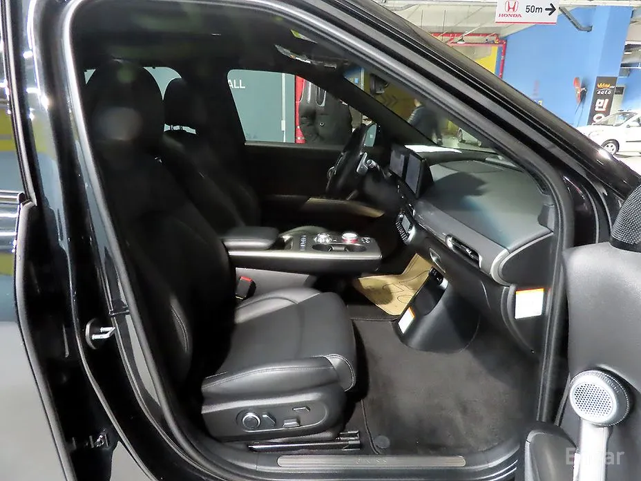 Фото 7 - Genesis GV60