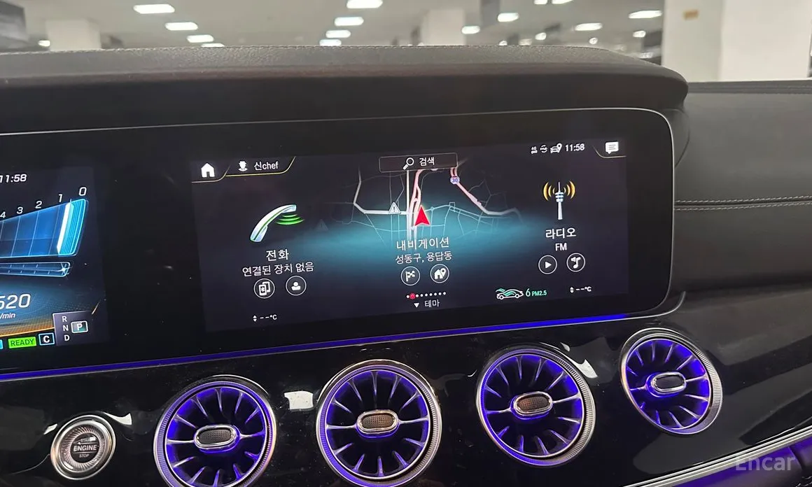 Фото 16 - Mercedes-Benz AMG GT