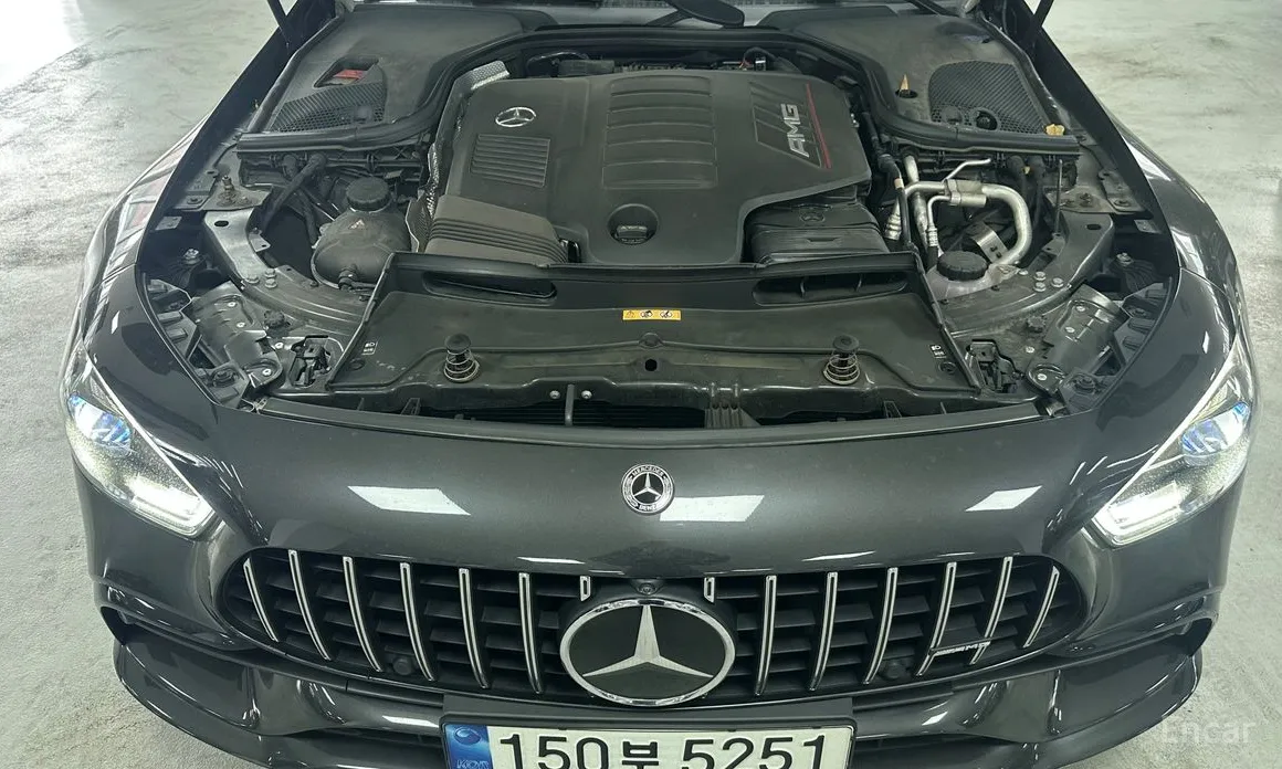 Фото 6 - Mercedes-Benz AMG GT