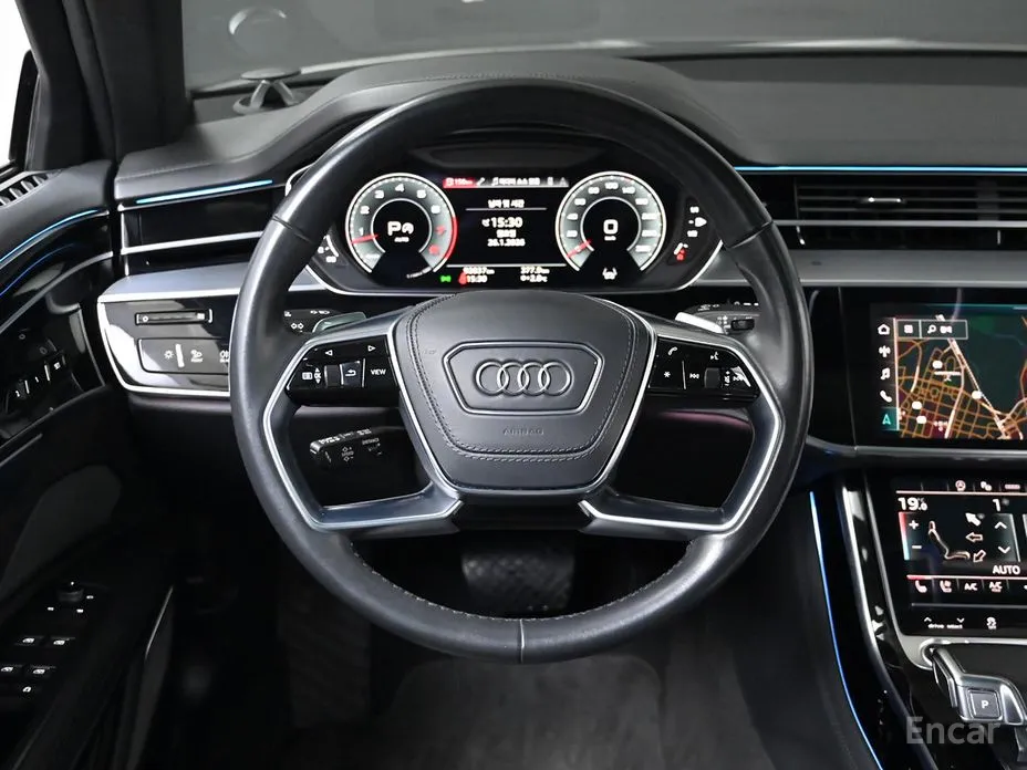 Фото 13 - Audi A8