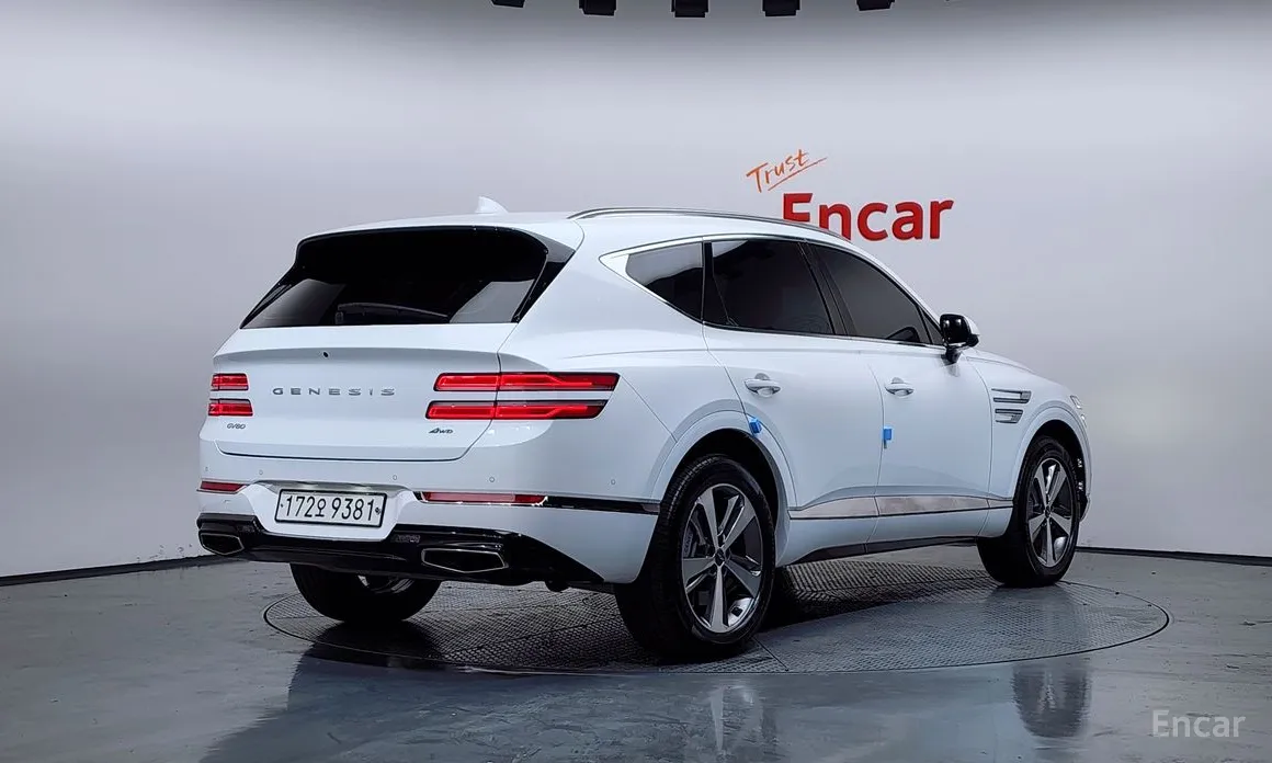 Фото 2 - Genesis GV80