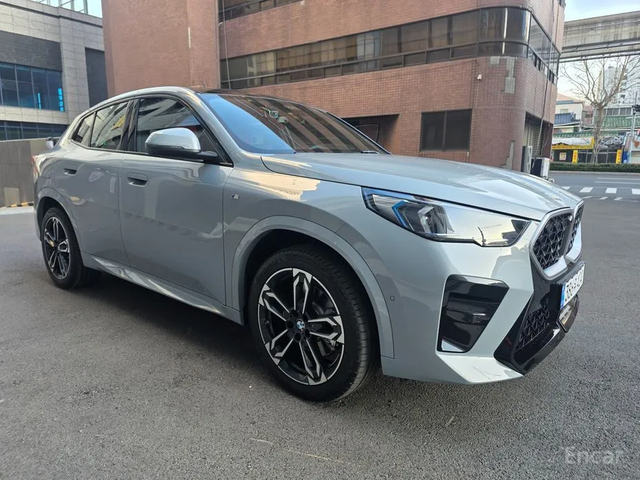 Фото 2 - BMW X2 (F39)