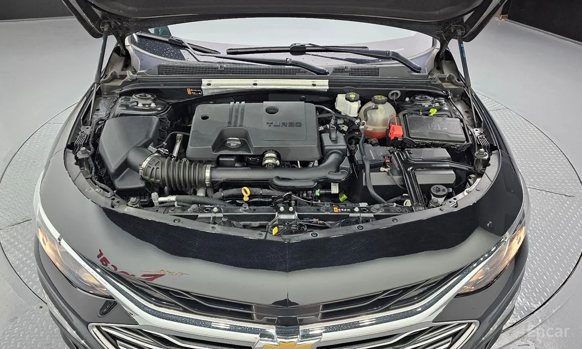 Фото 6 - Chevrolet Malibu