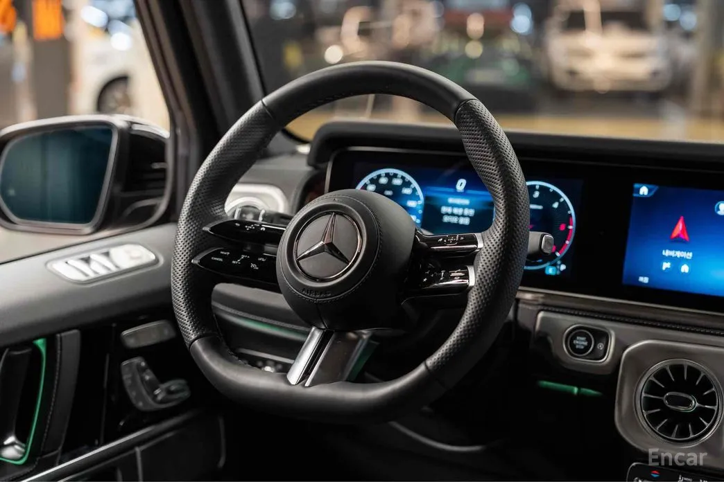 Фото 8 - Mercedes-Benz G-Class