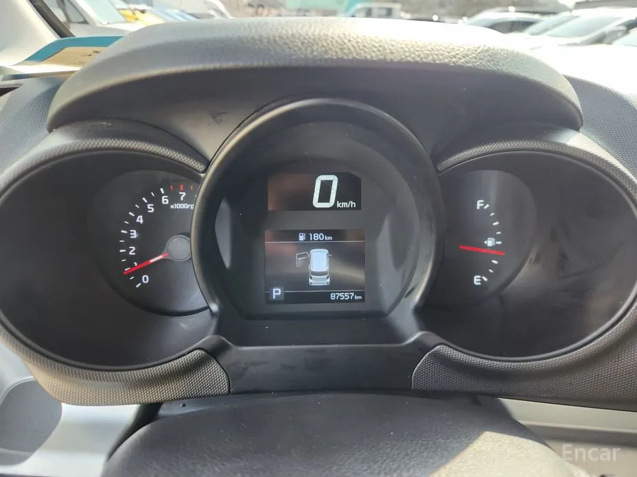 Фото 9 - Kia Ray