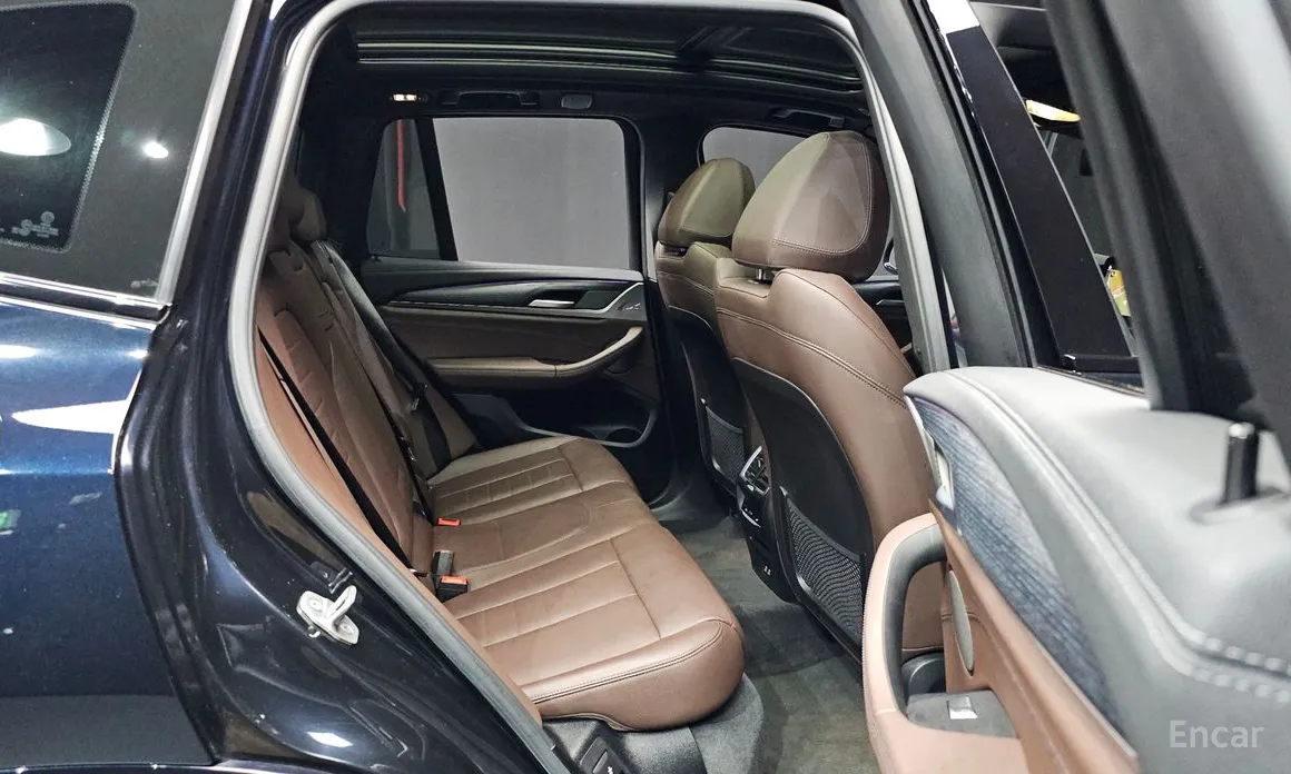 Фото 13 - BMW iX3