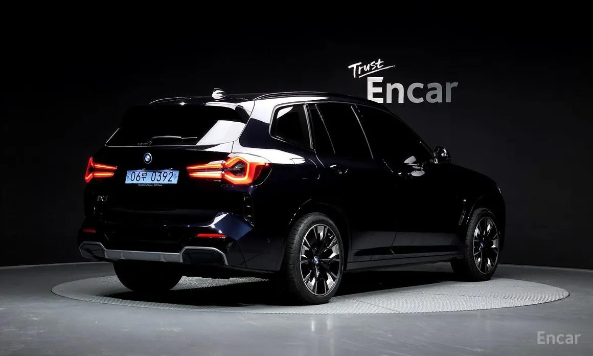 Фото 2 - BMW iX3