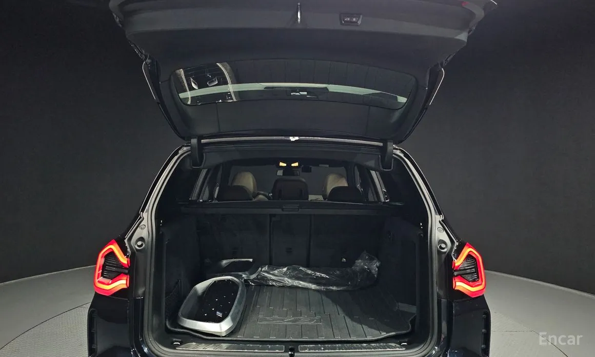 Фото 21 - BMW iX3