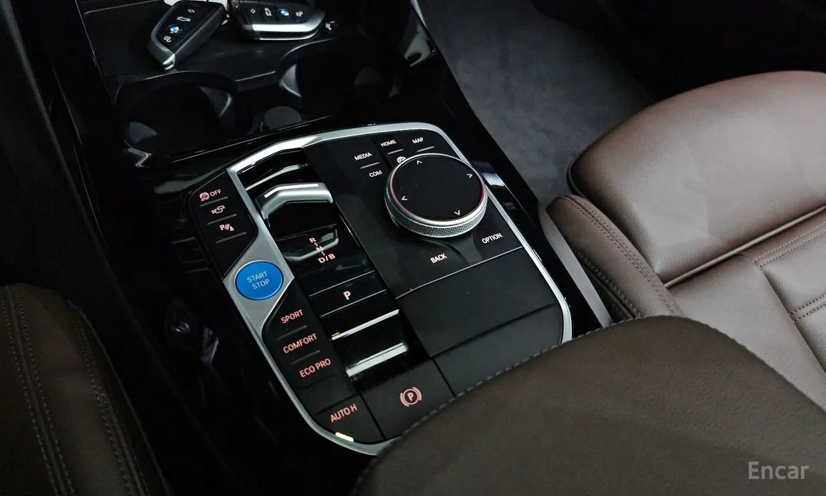 Фото 9 - BMW iX3