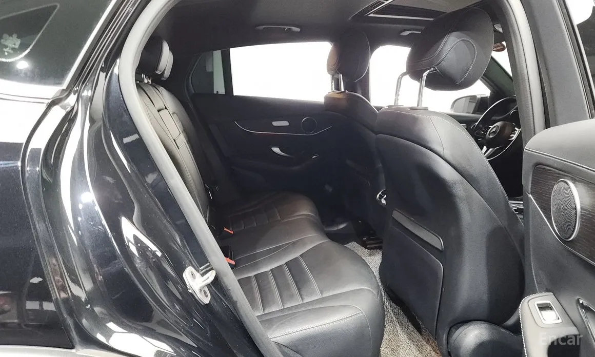 Фото 12 - Mercedes-Benz GLC-Class