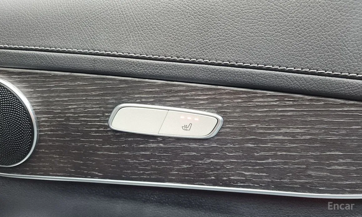 Фото 19 - Mercedes-Benz GLC-Class