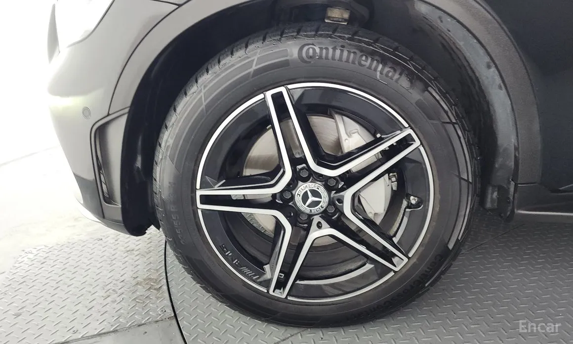 Фото 5 - Mercedes-Benz GLC-Class