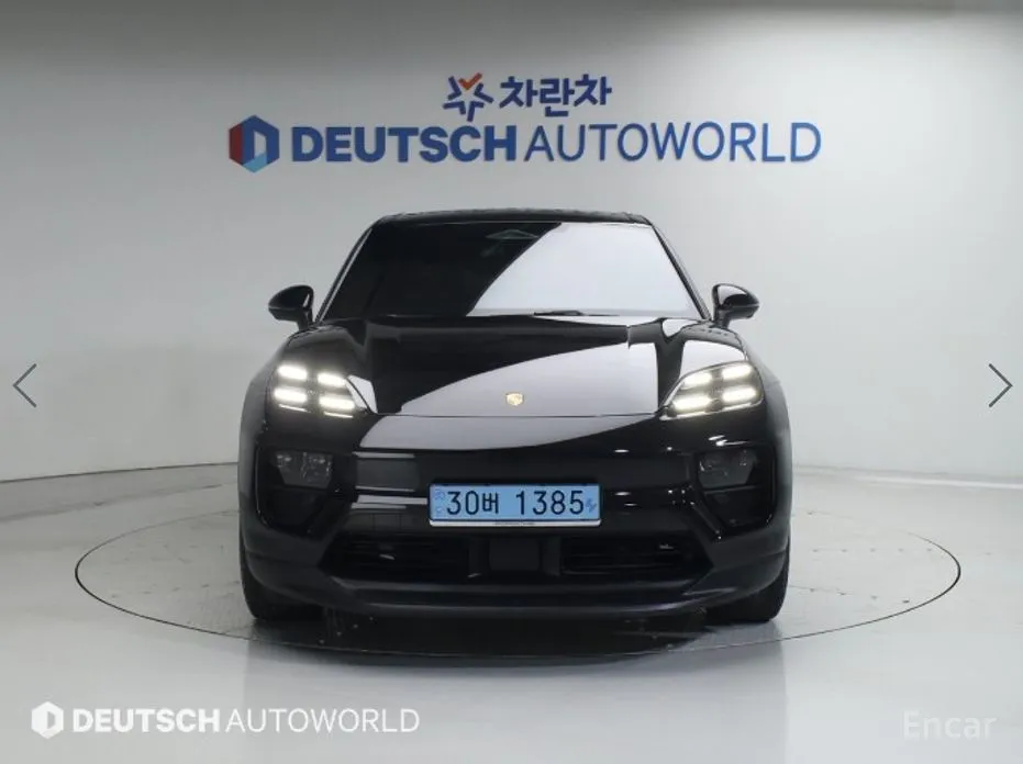 Фото 1 - Porsche Macan