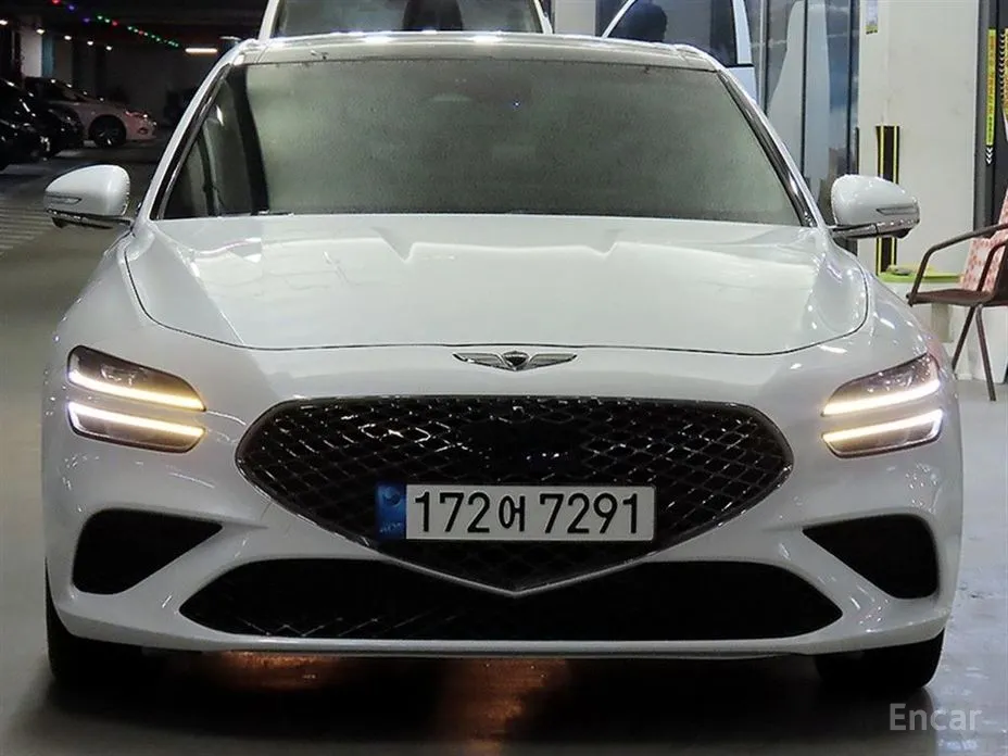 Фото 3 - Genesis G70