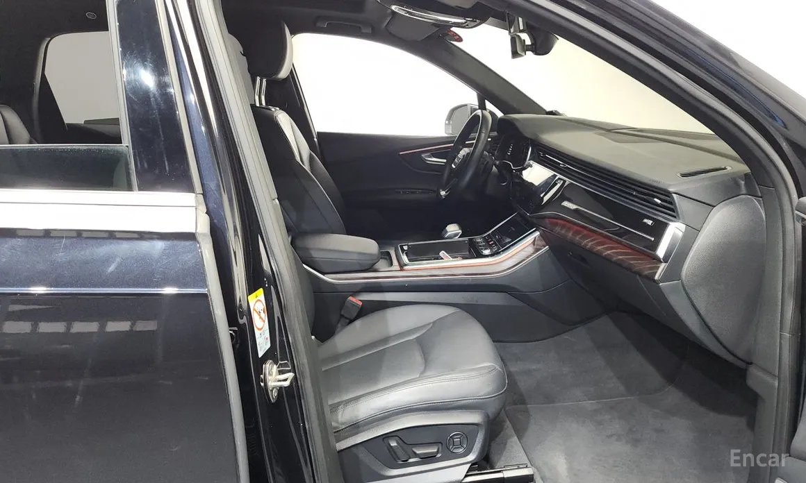 Фото 11 - Audi Q7