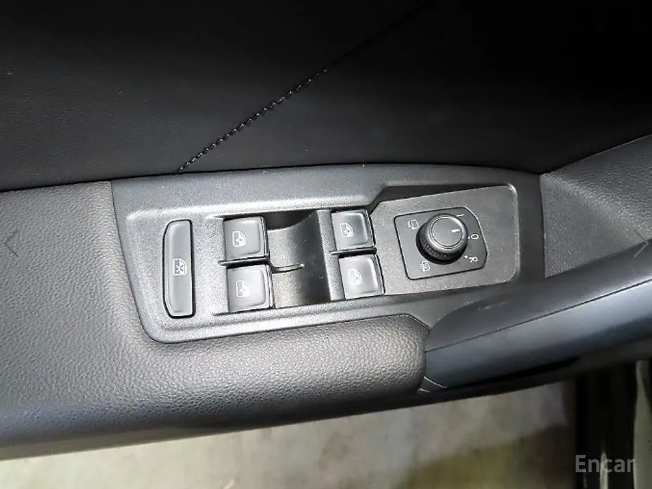 Photo 13 - Volkswagen Tiguan