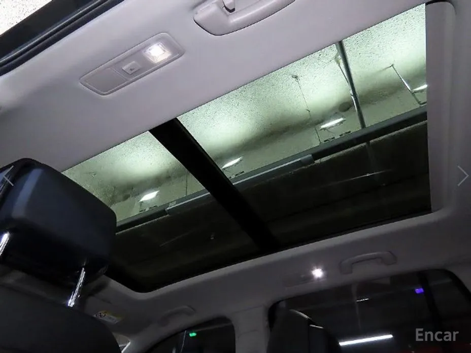 Photo 16 - Volkswagen Tiguan