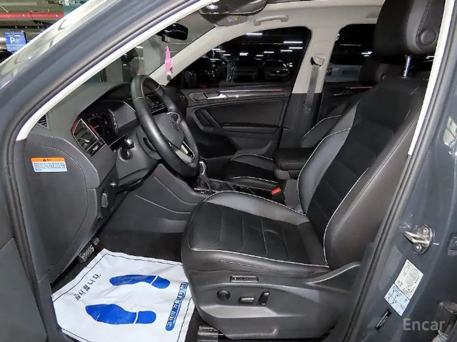 Photo 6 - Volkswagen Tiguan