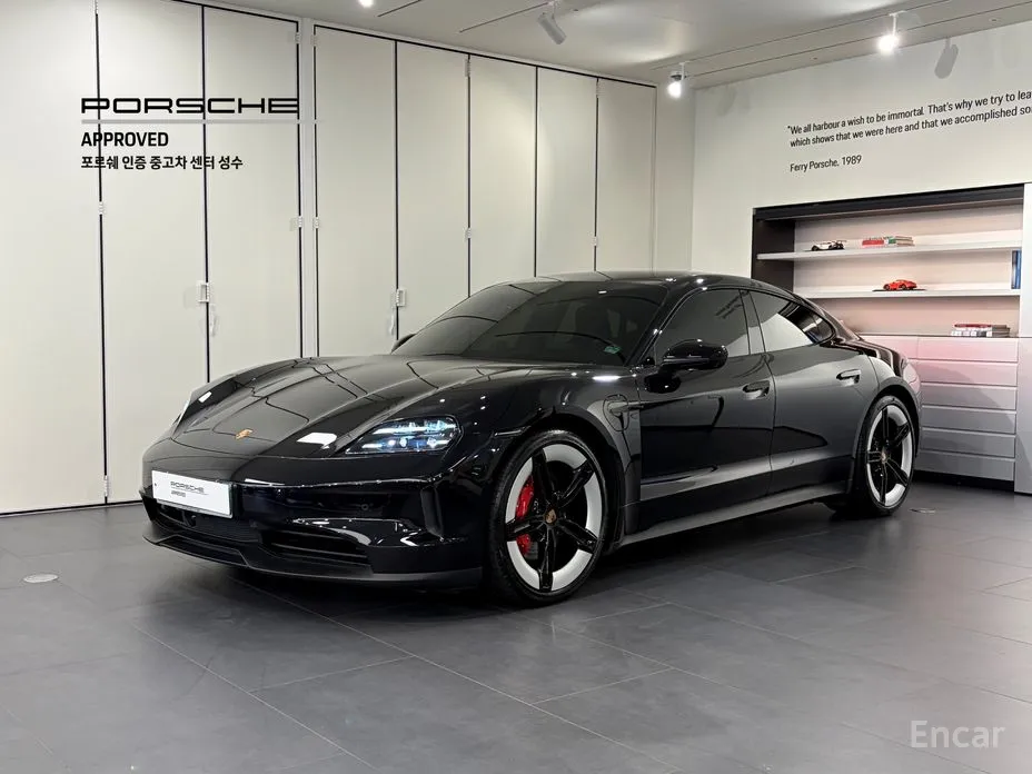 Фото 1 - Porsche Taycan