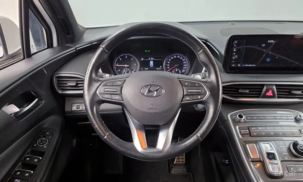 Фото 13 - Hyundai Santa Fe