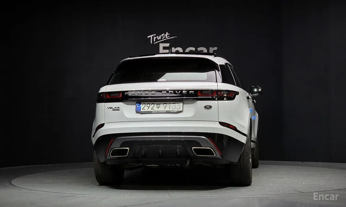 Фото 4 - Land Rover Range Rover Velar
