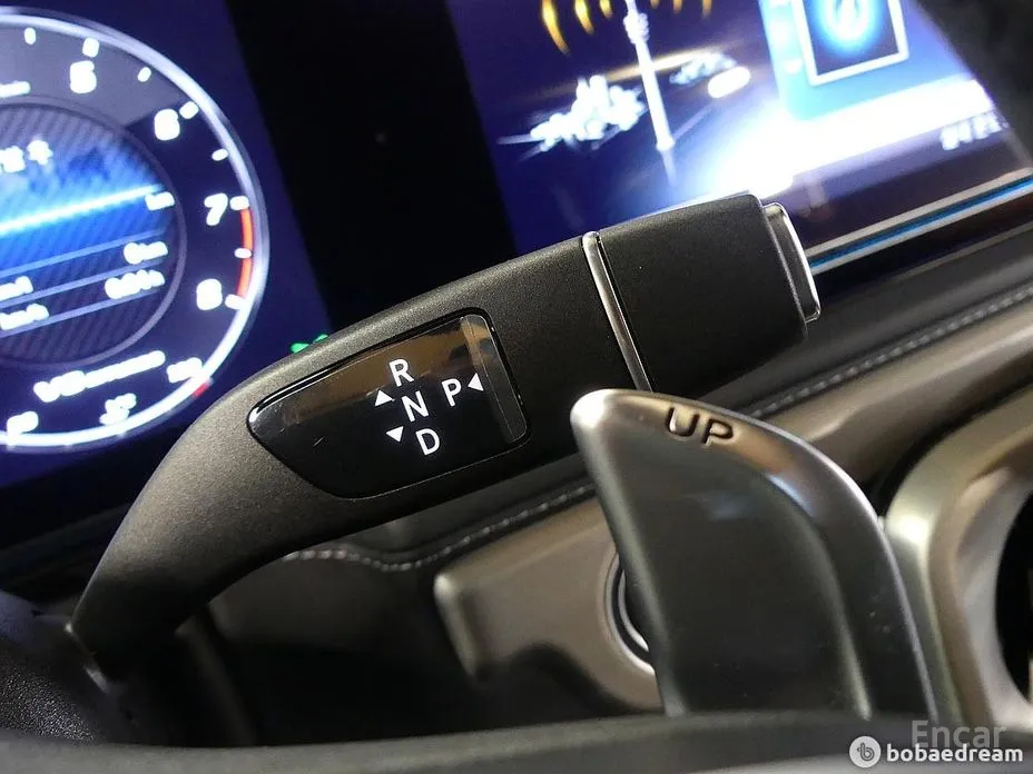 Фото 7 - Mercedes-Benz G-Class